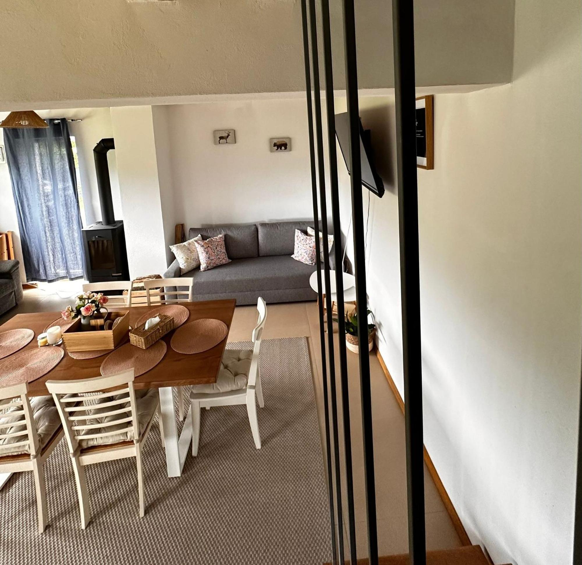 Wanderlust Cottage Avrig Eksteriør billede